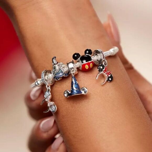 Pandora Disney Mickey Sorcerer's Hat Charm - Picture 5 of 5